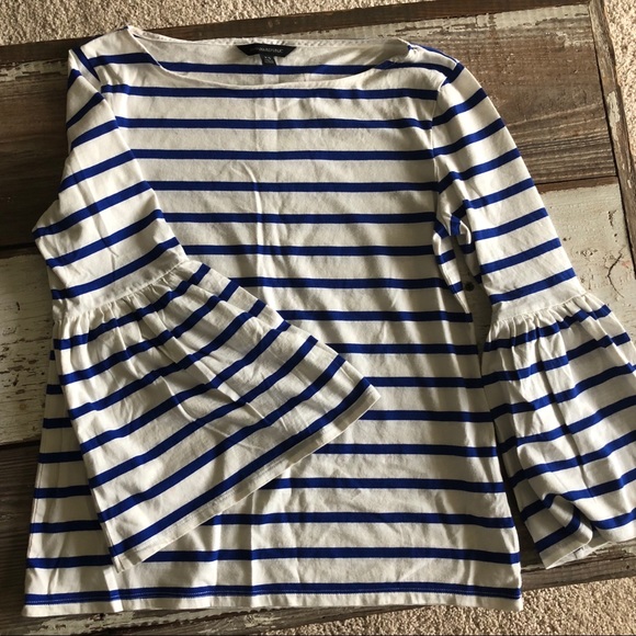 🎉FINAL SALE BY 6/29🎉  Banana Republic top - Picture 5 of 6